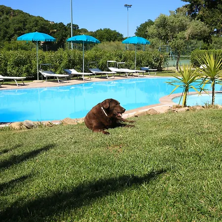 Hotell Country & Alghero