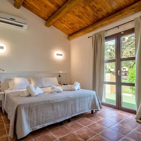 Hotel Country &