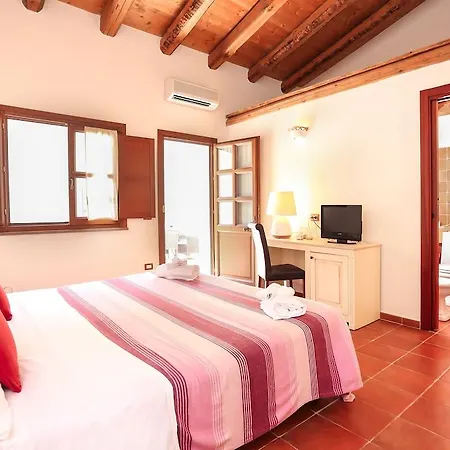 Hotell Country & Alghero