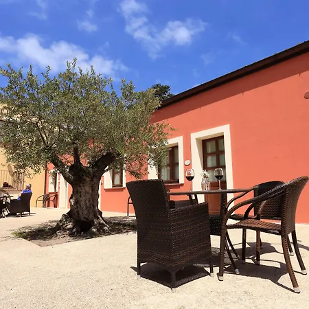 Country & 4* Alghero