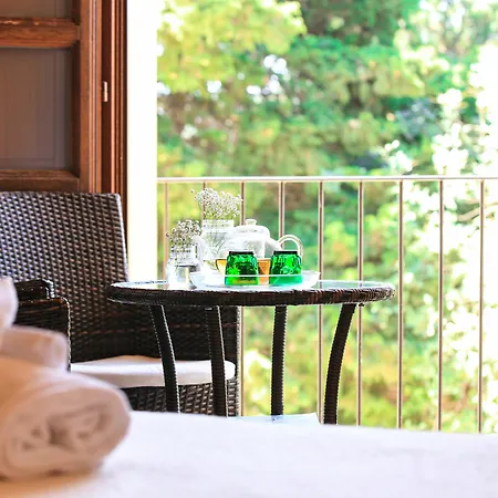 Hotel Country & 4*